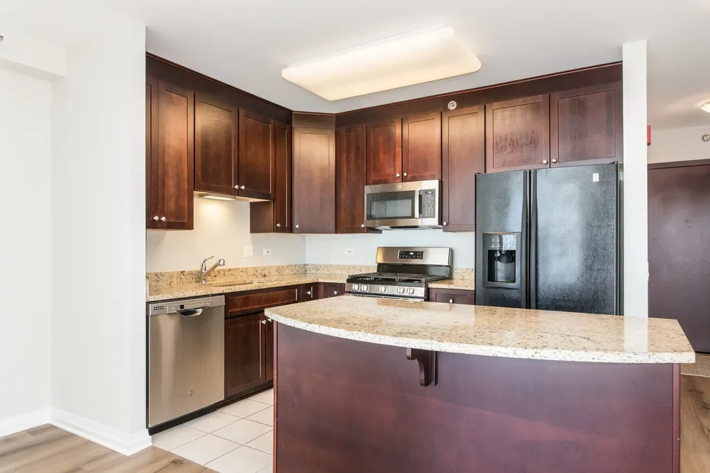 33 West Ontario Street Chicago IL 60654