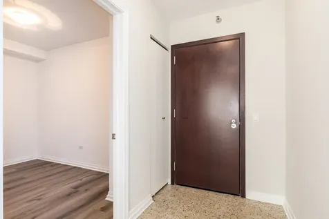 33 West Ontario Street Chicago IL 60654