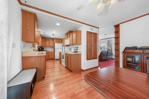 385 South Kankakee Street Coal City IL 60416