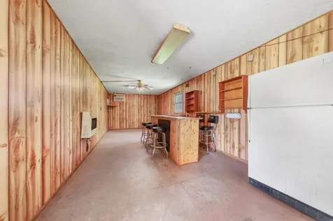 385 South Kankakee Street Coal City IL 60416