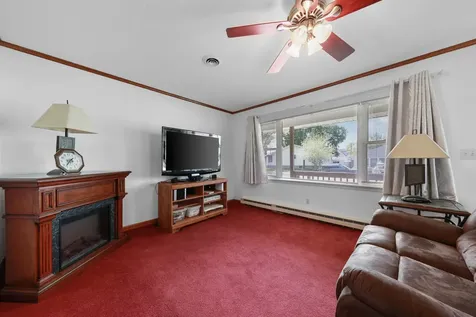 385 South Kankakee Street Coal City IL 60416