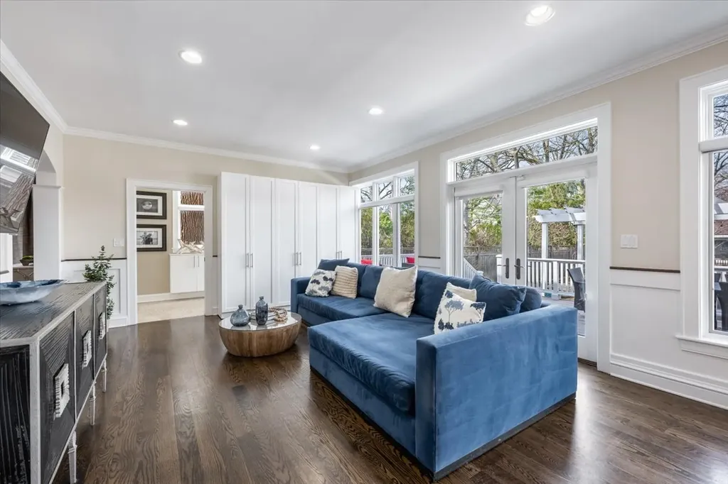 1148 Isabella Street Wilmette IL 60091