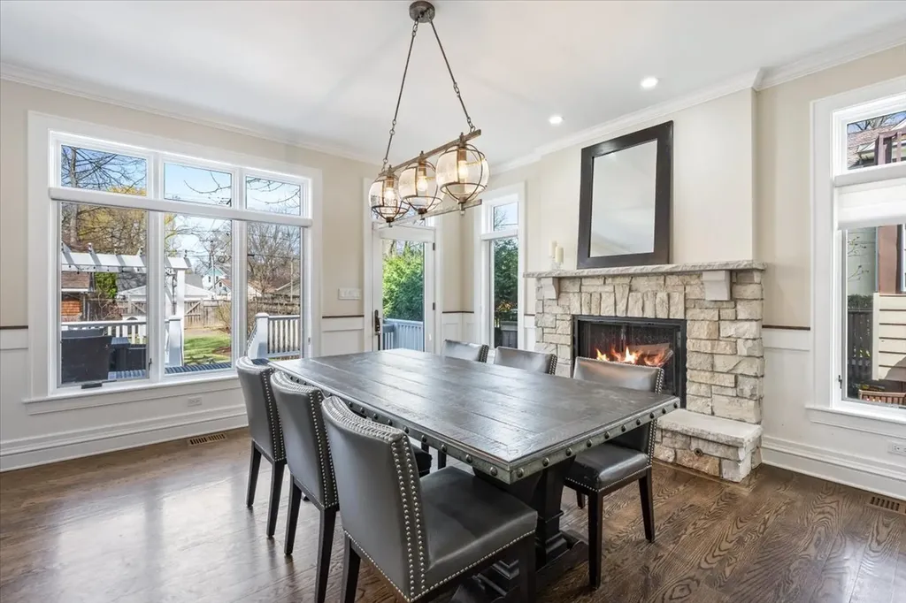 1148 Isabella Street Wilmette IL 60091