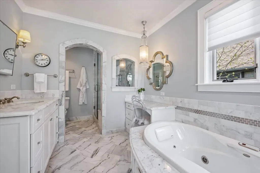 1148 Isabella Street Wilmette IL 60091