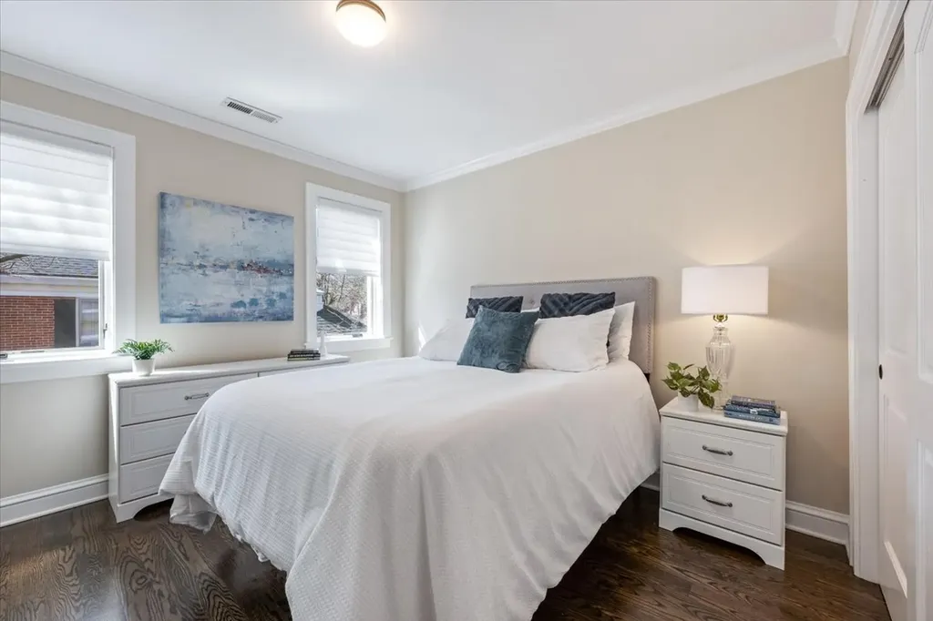 1148 Isabella Street Wilmette IL 60091