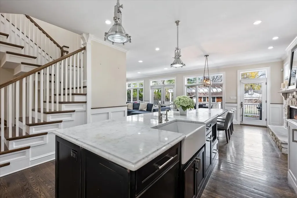 1148 Isabella Street Wilmette IL 60091
