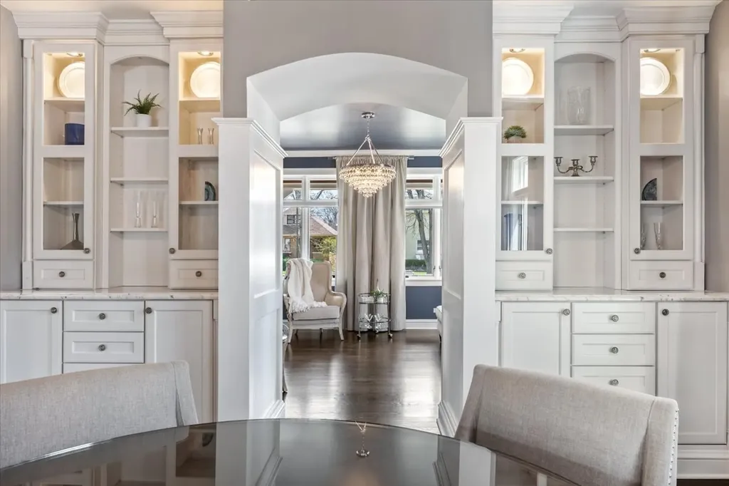 1148 Isabella Street Wilmette IL 60091