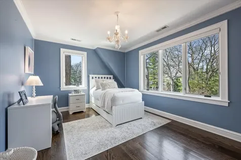 1148 Isabella Street Wilmette IL 60091
