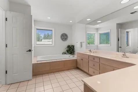 1808 Foxborough Court Champaign IL 61822