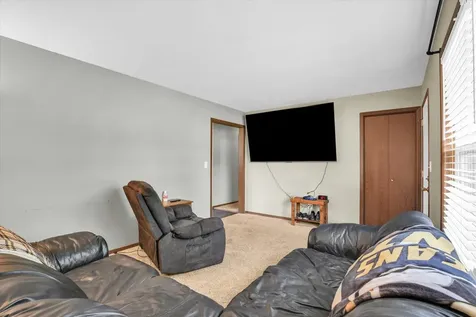 841 South High Street Paxton IL 60957