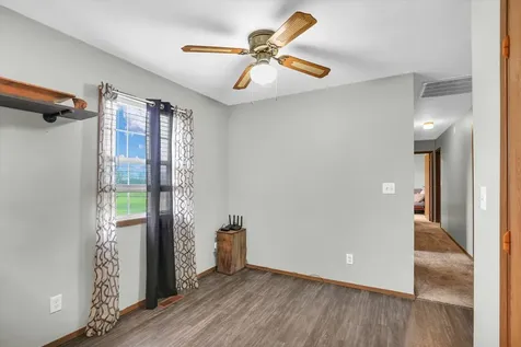 841 South High Street Paxton IL 60957