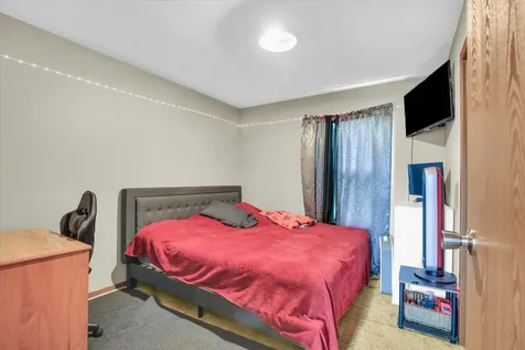 841 South High Street Paxton IL 60957