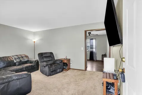 841 South High Street Paxton IL 60957
