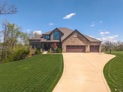9487 Janel Drive Bloomington IL 61705