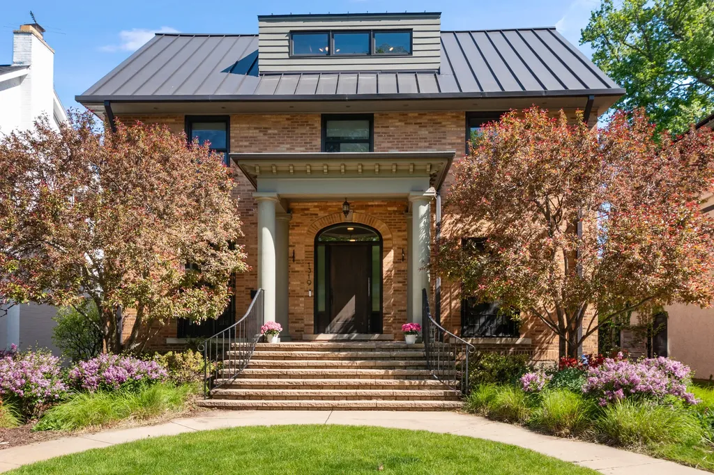 1319 Lincoln Street Evanston IL 60201