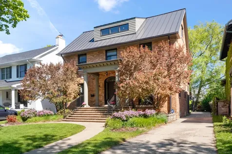 1319 Lincoln Street Evanston IL 60201