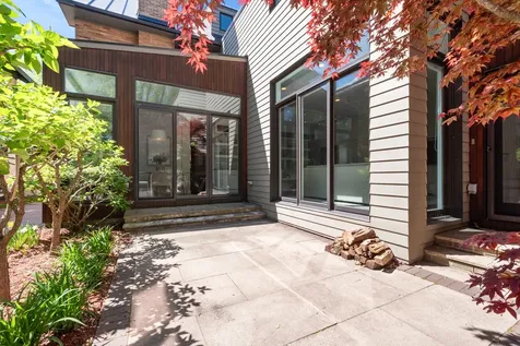 1319 Lincoln Street Evanston IL 60201