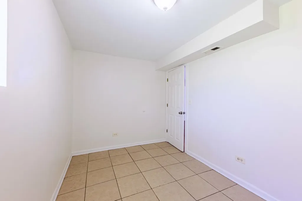 2822 West Flournoy Street Chicago IL 60612