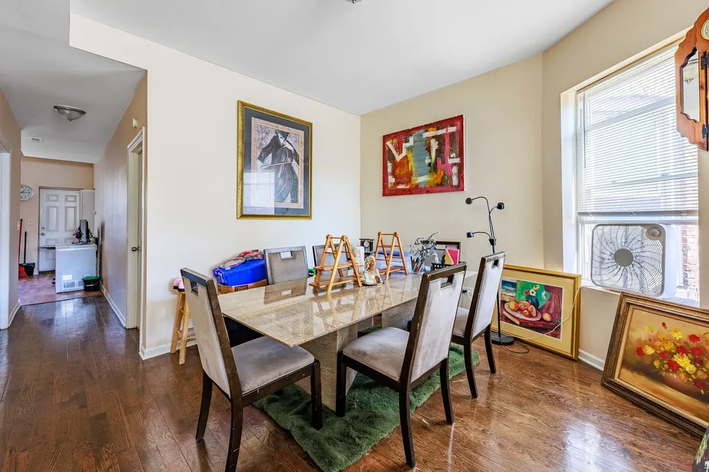 2822 West Flournoy Street Chicago IL 60612
