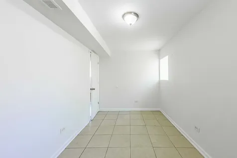 2822 West Flournoy Street Chicago IL 60612