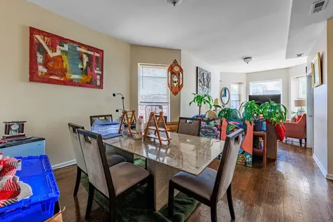 2822 West Flournoy Street Chicago IL 60612