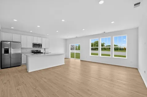 4209 Meadowridge Road Woodstock IL 60098
