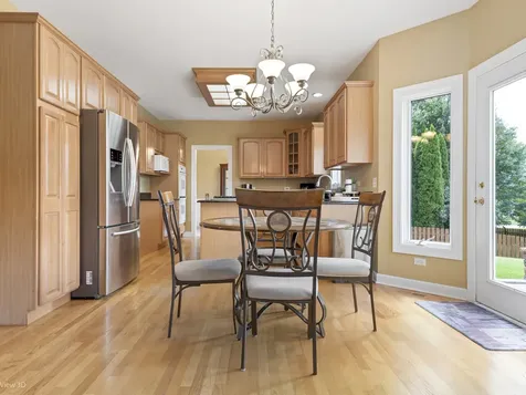 852 Sunrise Drive South Elgin IL 60177