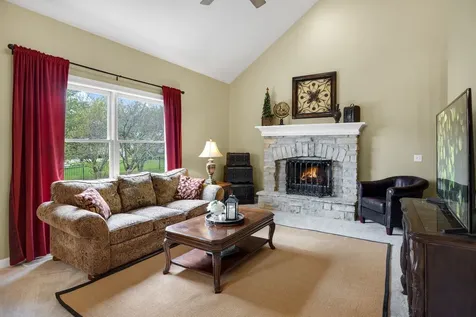852 Sunrise Drive South Elgin IL 60177