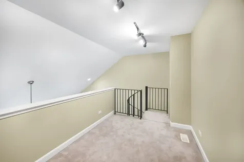 852 Sunrise Drive South Elgin IL 60177