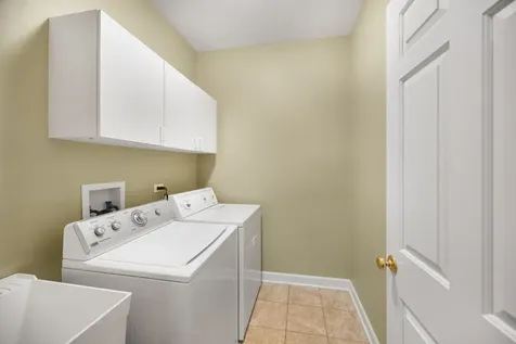 852 Sunrise Drive South Elgin IL 60177