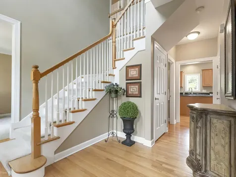 852 Sunrise Drive South Elgin IL 60177