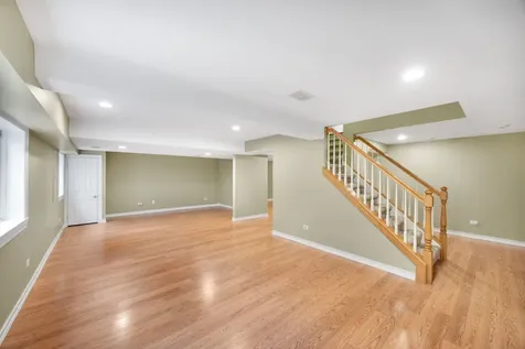 852 Sunrise Drive South Elgin IL 60177