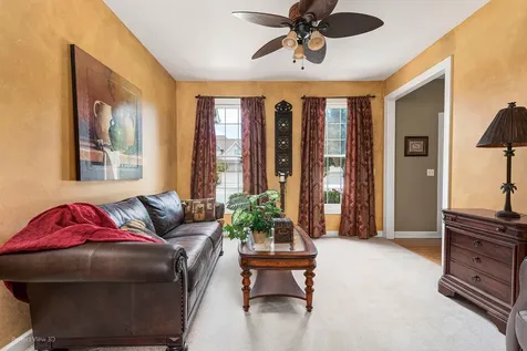 852 Sunrise Drive South Elgin IL 60177