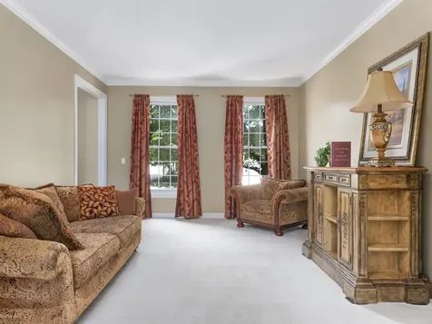 852 Sunrise Drive South Elgin IL 60177