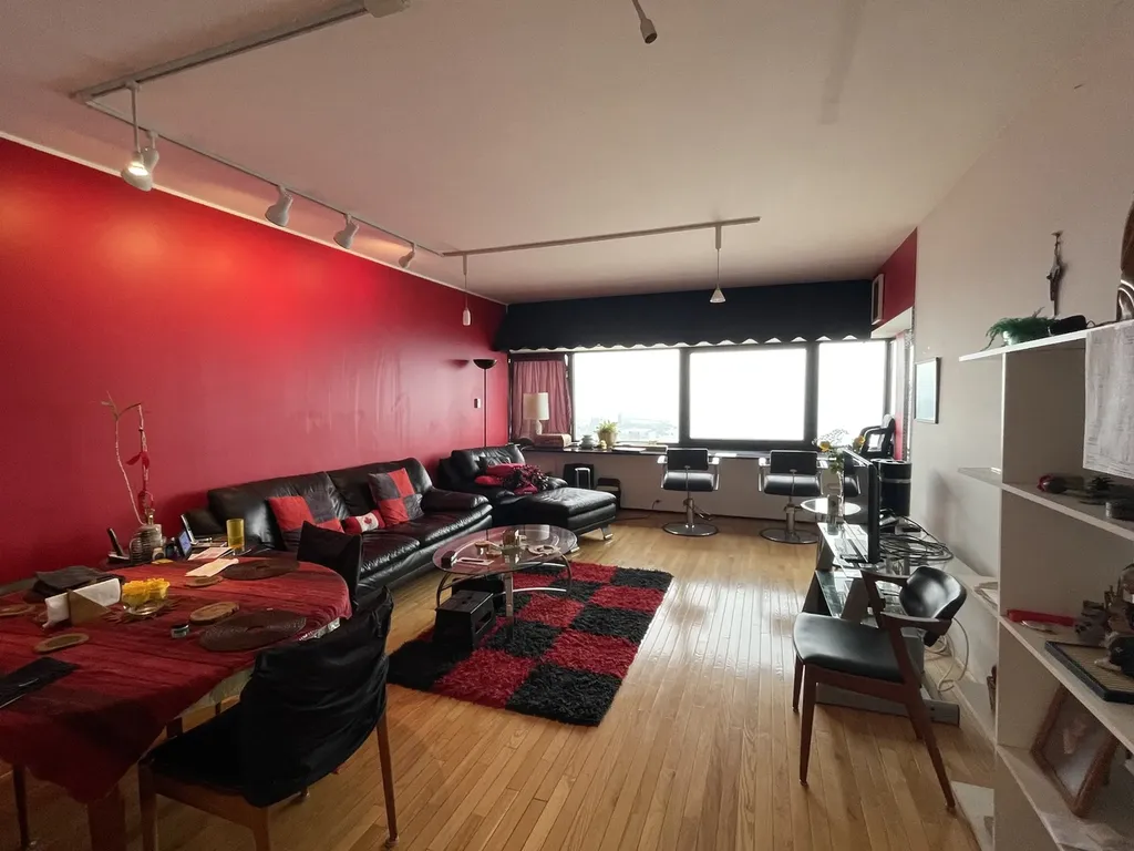 175 East Delaware Place Chicago IL 60611