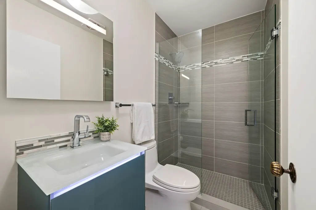 1515 North Astor Street Chicago IL 60610