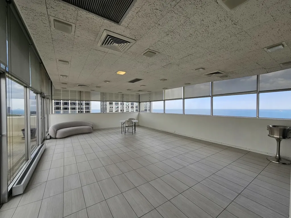 1515 North Astor Street Chicago IL 60610