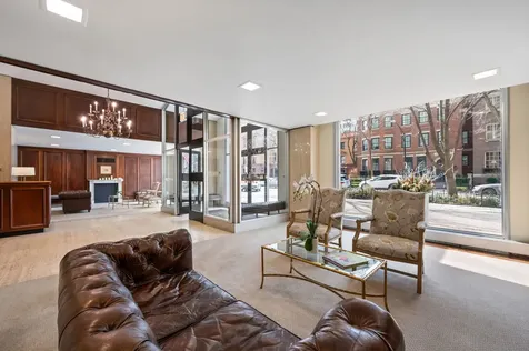 1515 North Astor Street Chicago IL 60610