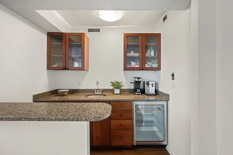1515 North Astor Street Chicago IL 60610