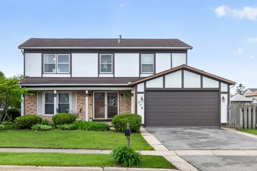 376 Canyon Trail Carol Stream IL 60188