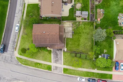 376 Canyon Trail Carol Stream IL 60188