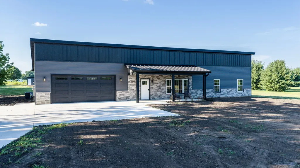 1854 West Backbone Road Princeton IL 61356