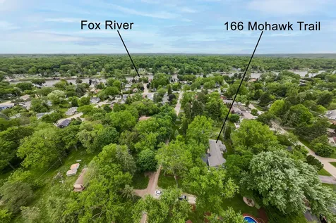 166 Mohawk Trail Algonquin IL 60102
