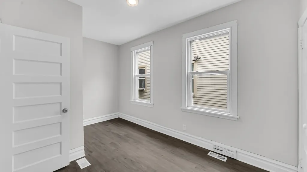 1114 North Waller Avenue Chicago IL 60651
