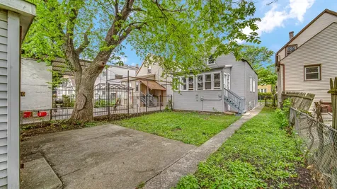 1114 North Waller Avenue Chicago IL 60651