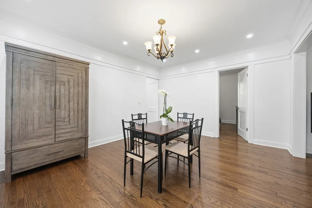 131 West 108th Street Chicago IL 60628