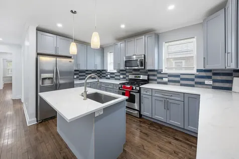131 West 108th Street Chicago IL 60628