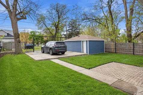 131 West 108th Street Chicago IL 60628