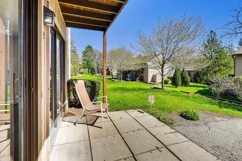 22 Jamaica Colony Fox Lake IL 60020