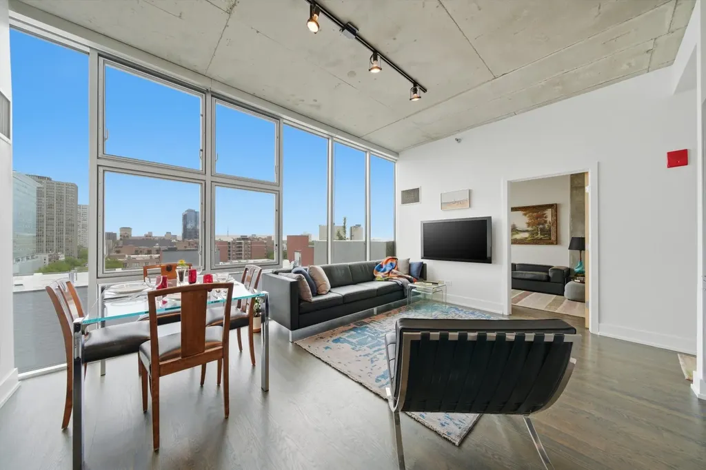 1720 South Michigan Avenue Chicago IL 60616